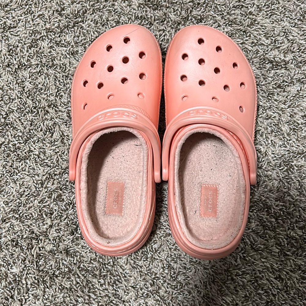 UNISEX ROSE GOLD CROCS